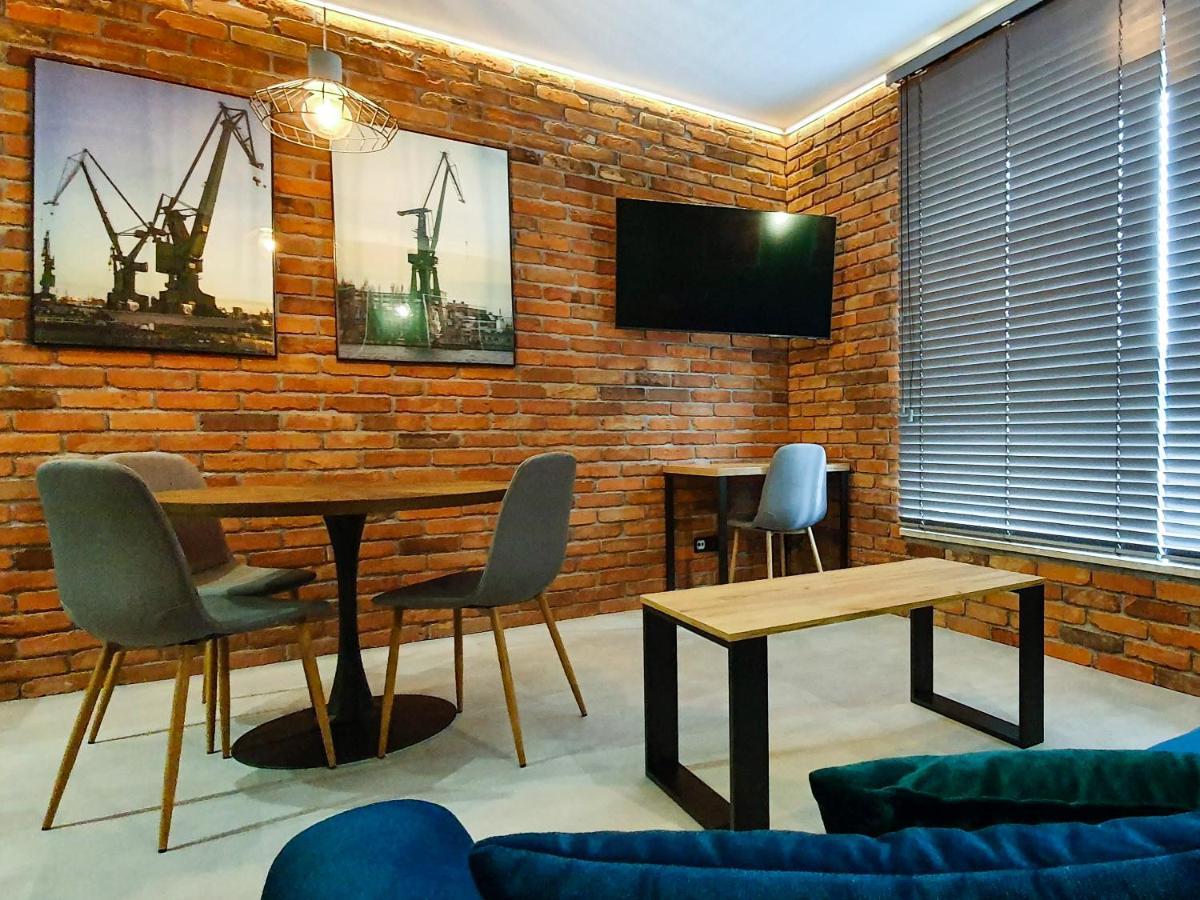 Hellogdansk Walowa With Parking By Lion Apartments Екстер'єр фото
