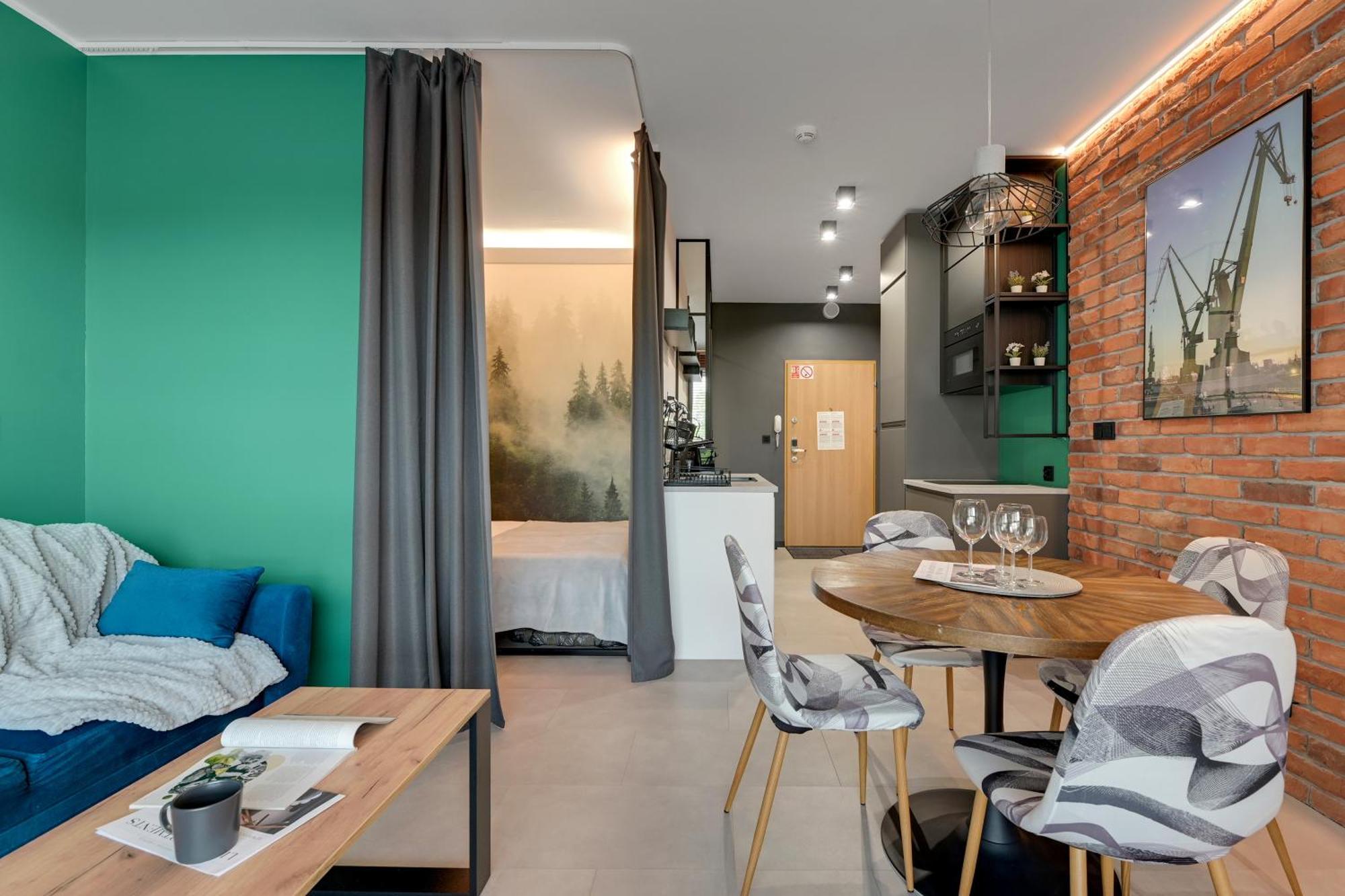 Hellogdansk Walowa With Parking By Lion Apartments Екстер'єр фото